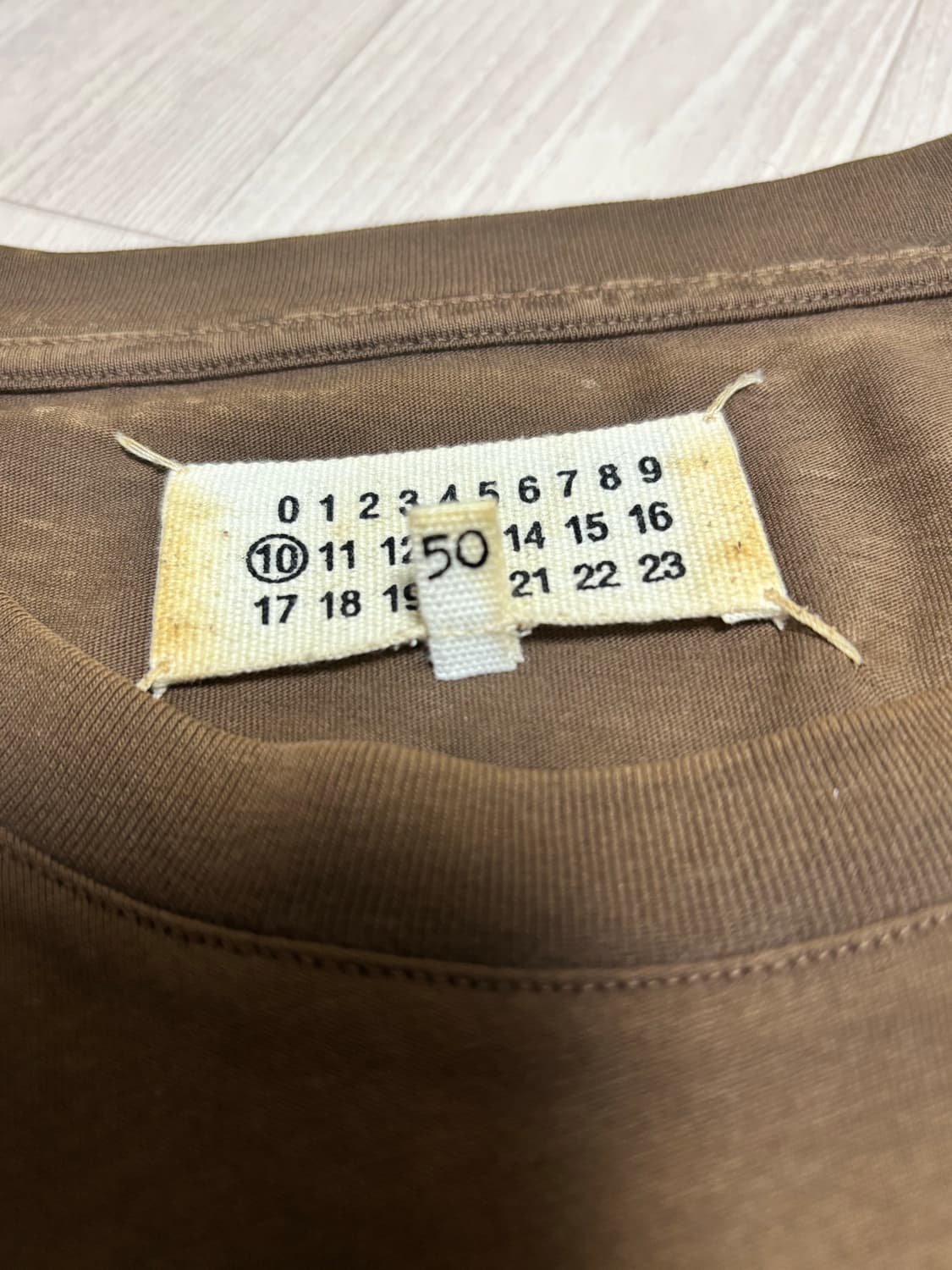 마르지엘라 브라운 티  상품이미지3