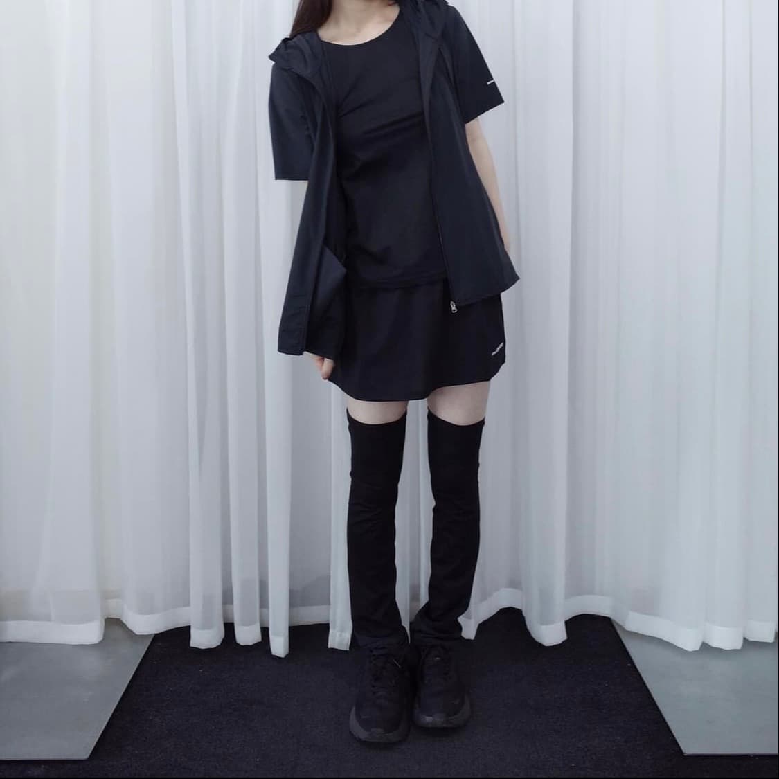 지초이 25-002 MINI SKIRT W/LEG WARMERS 블랙 상품이미지3