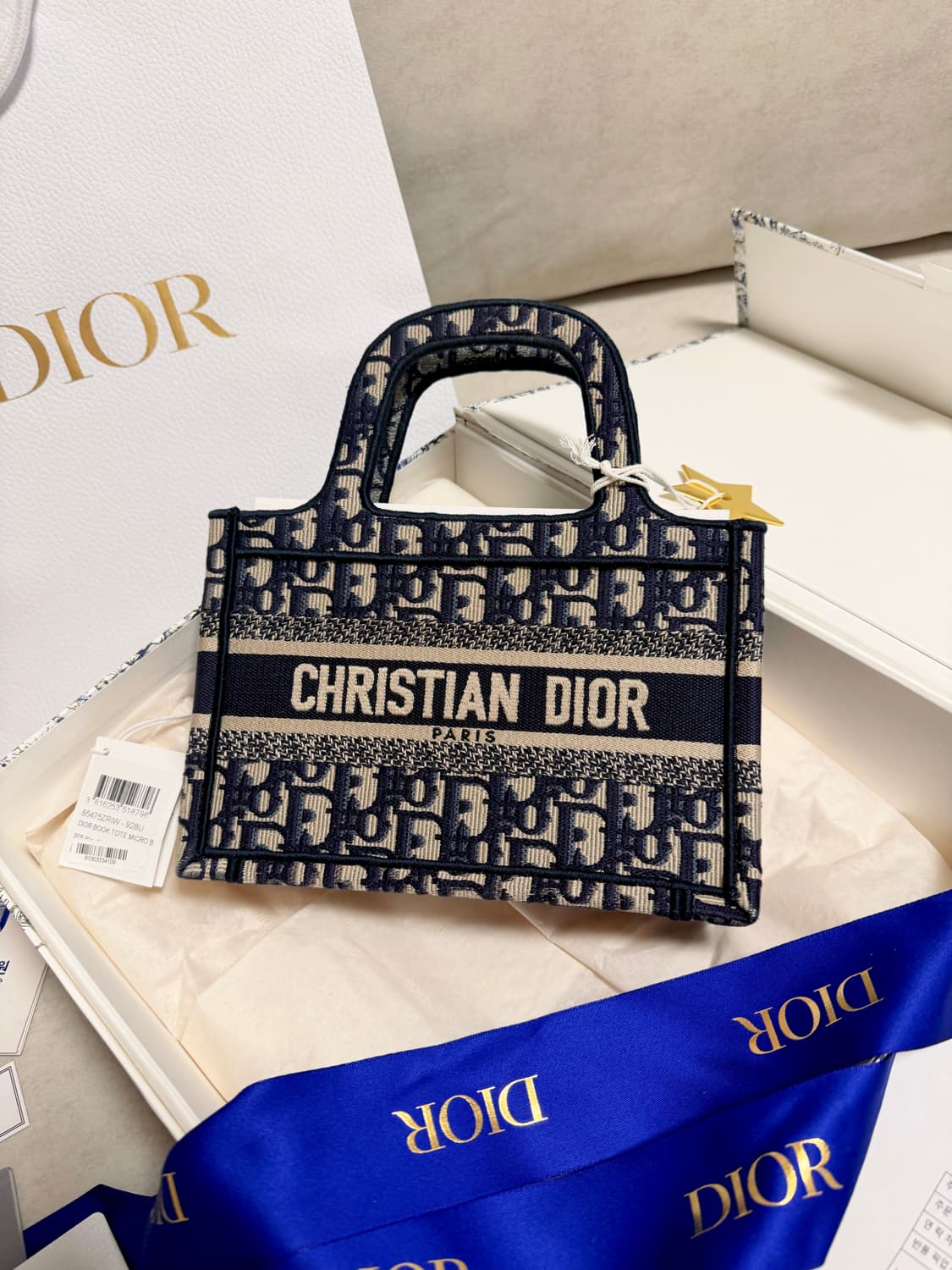 정품 디올 북토트 미니 (미사용 보관품) 상품이미지4