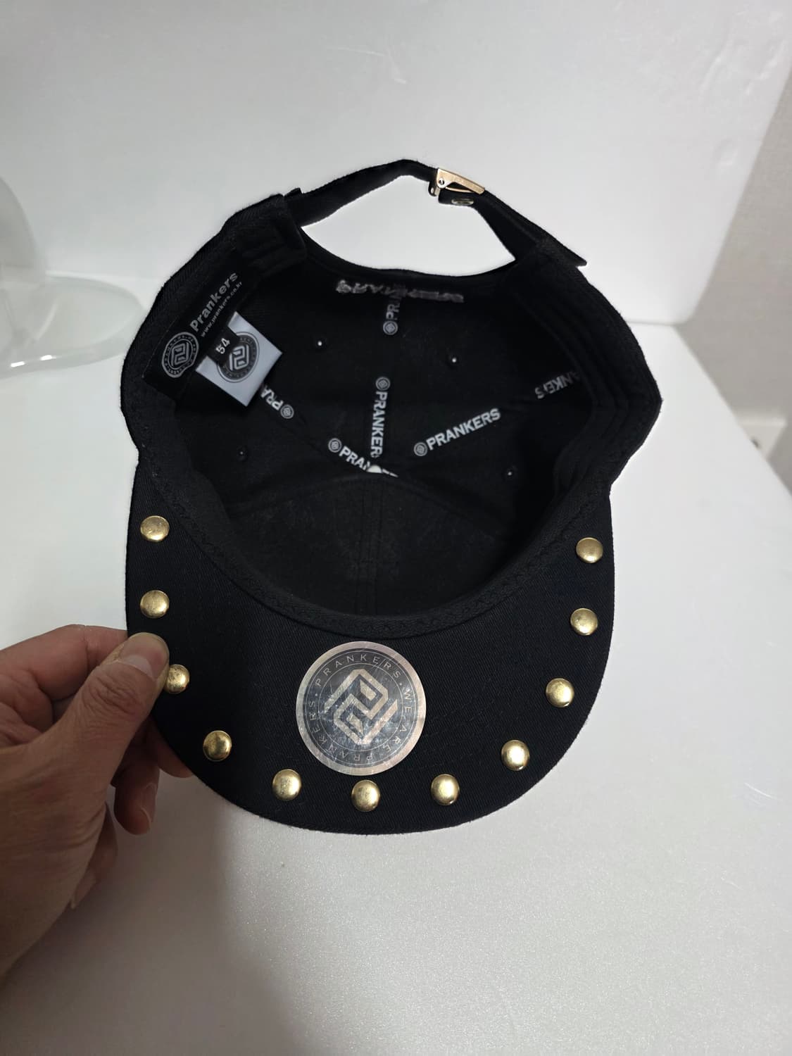 프랭커스 PRANKERS 명품  블랙 스터드 장식 힙합 모자 54사이즈 상품이미지4