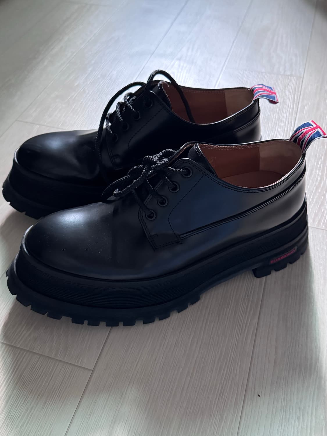 [40]버버리 더비슈즈 상품이미지1