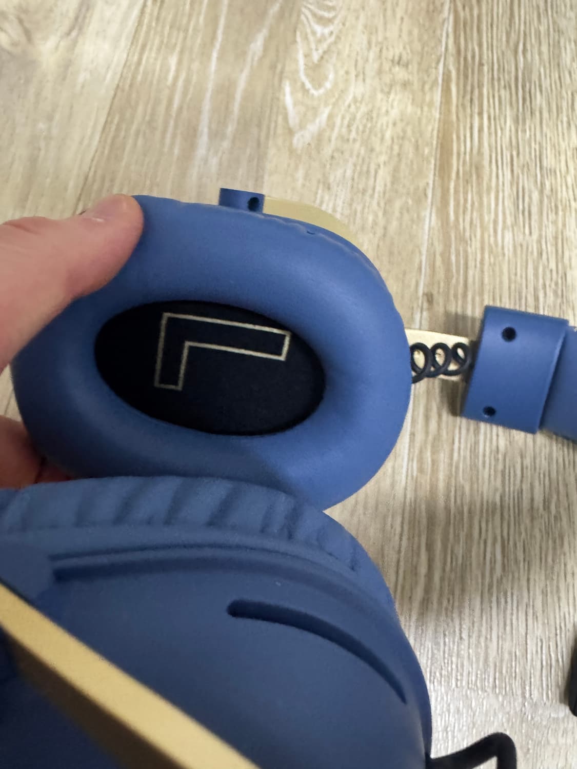 로지텍 X 리그오브레전드 롤 프로 헤드셋 상품이미지6