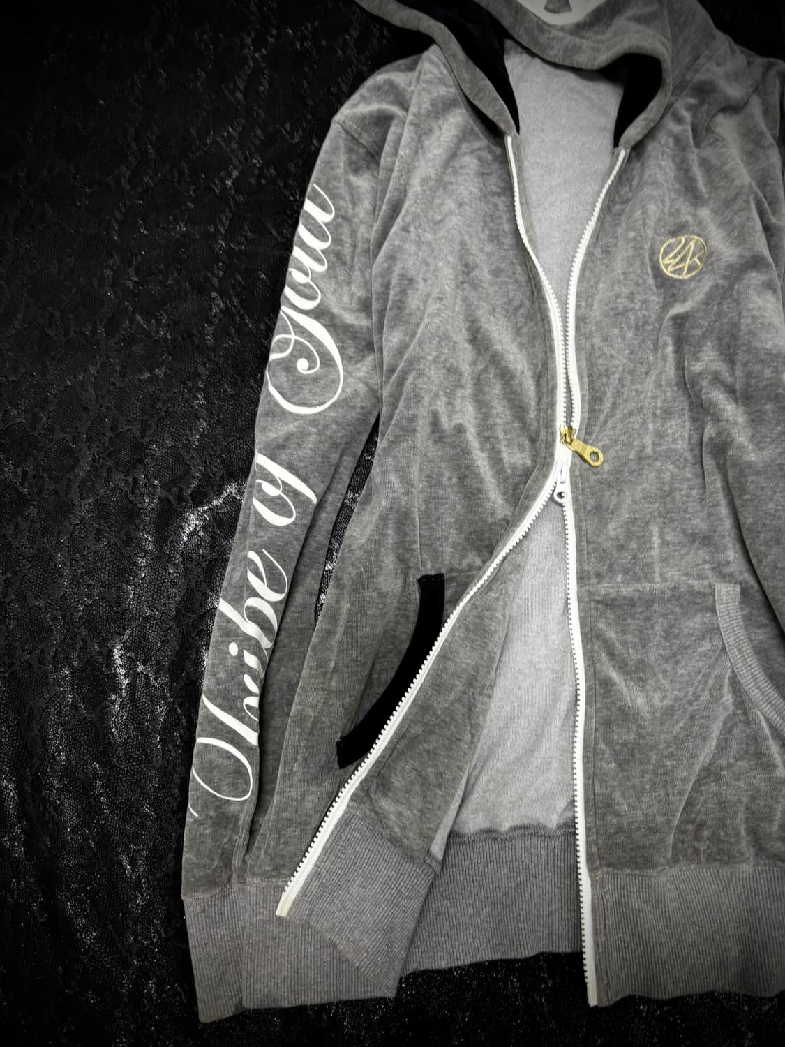 “24karats” Y2K Print Grey Velvet 2-way H 상품이미지2