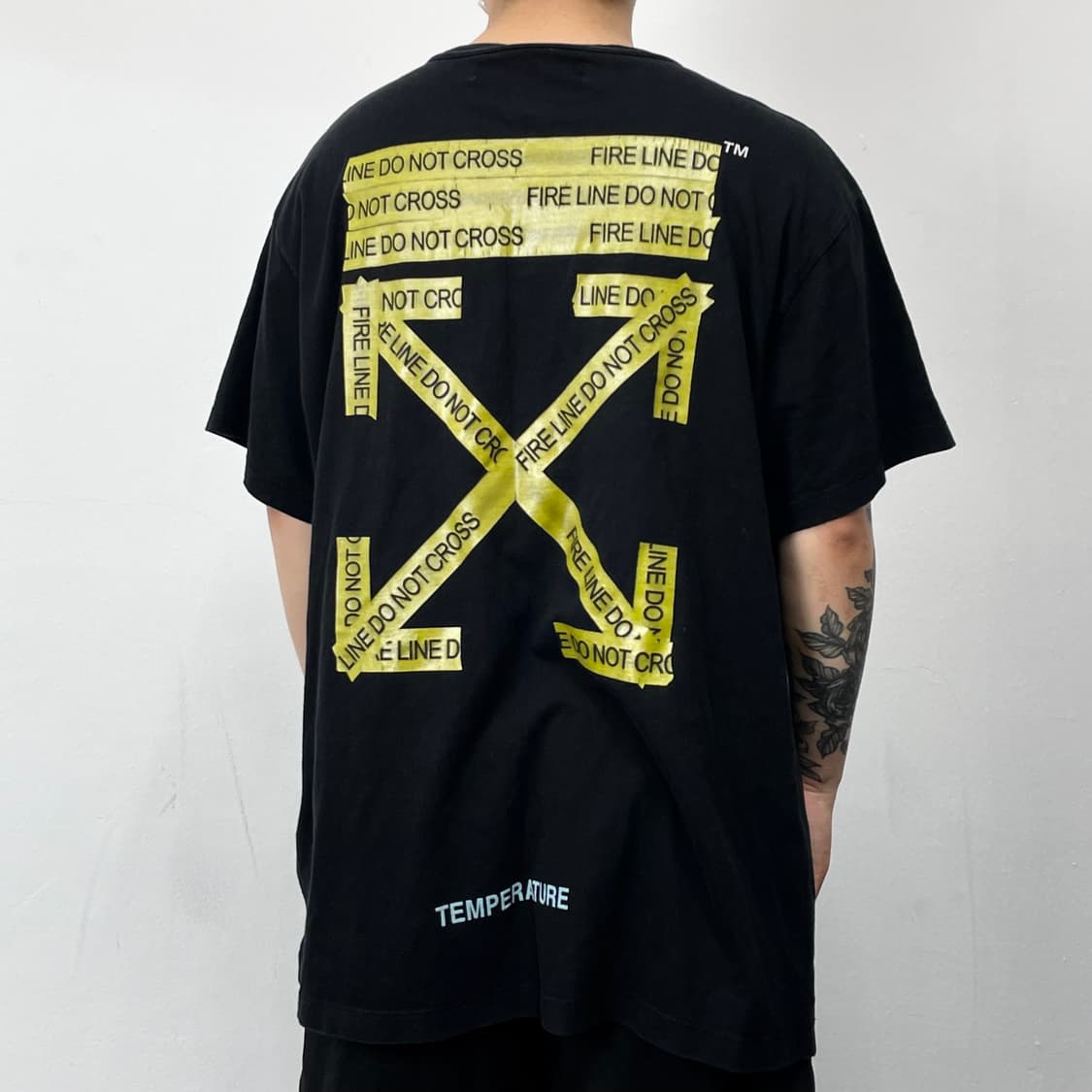 오프화이트 파이어 테이프 에로우 반팔 상품이미지4