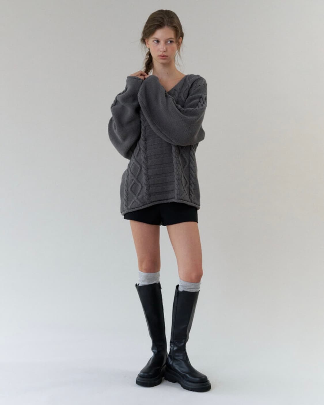 헤더먼트 heritage cable v-neck knit (charcoa 상품이미지2