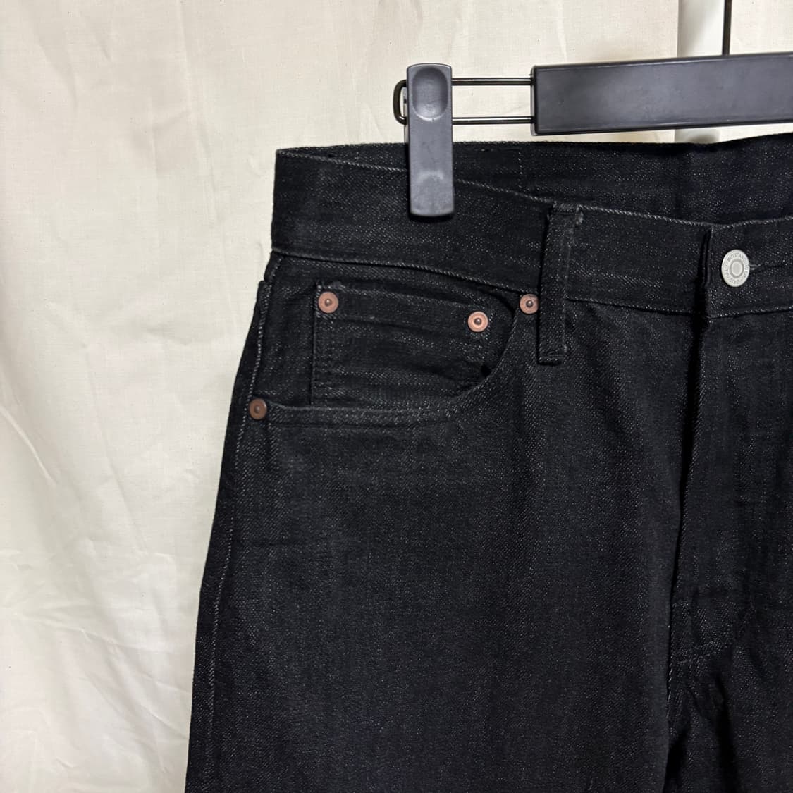 아웃스탠딩 30s 신치백 셀비지 와이드 데님팬츠 / 블랙, S(30) 상품이미지4