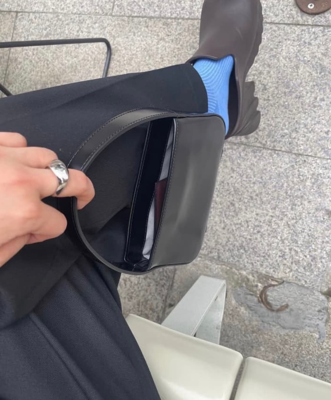 에토스 바니 토트백 블랙 상품이미지2