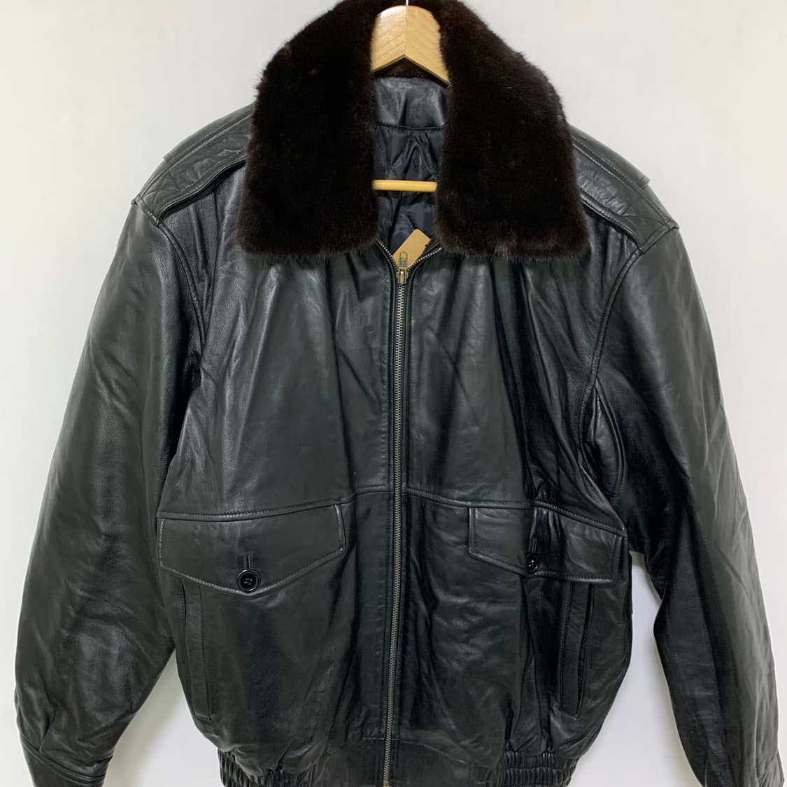 빈티지 양가죽 밍크 퍼 배색 봄버 레더 자켓 블랙 오버핏 상품이미지3