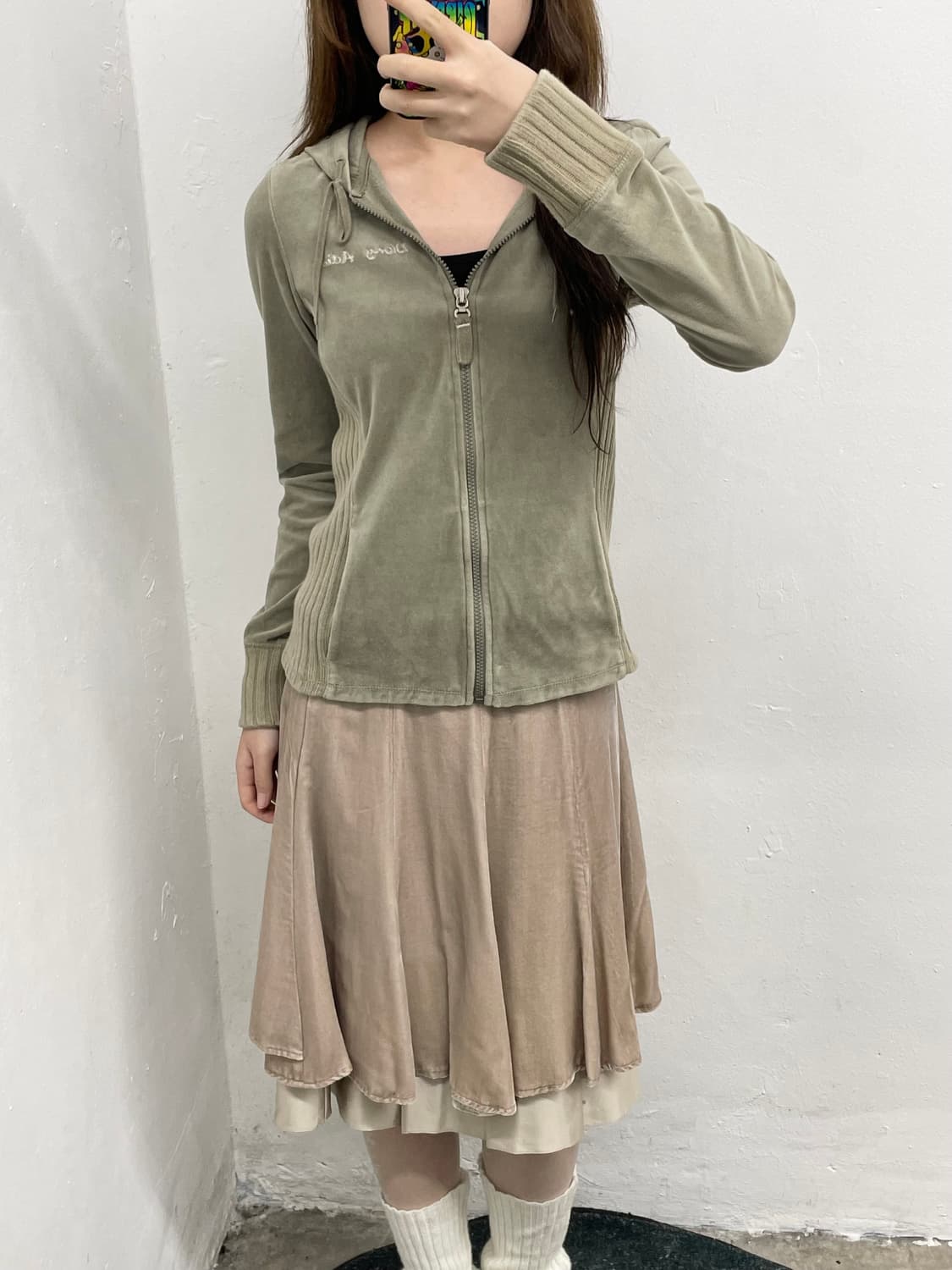 벨벳 니트 디테일 후드집업 상품이미지3