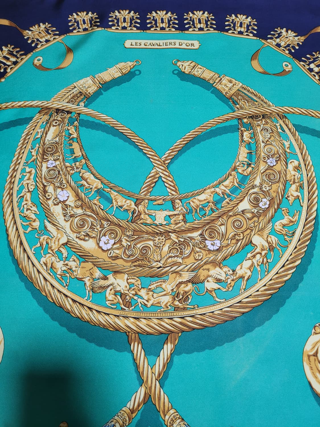 정품 에르메스 까레 실크 스카프 상품이미지4