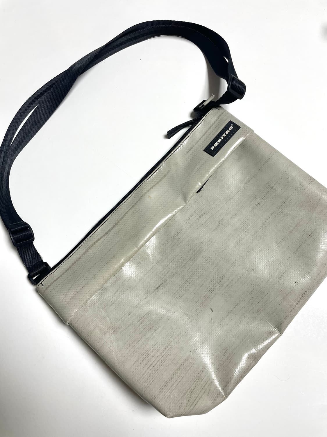 프라이탁 루 그레이색 상품이미지1