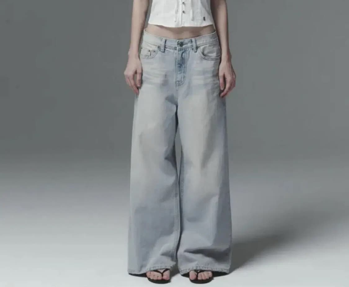 이네기 foggy wide denim pants light blue 상품이미지1