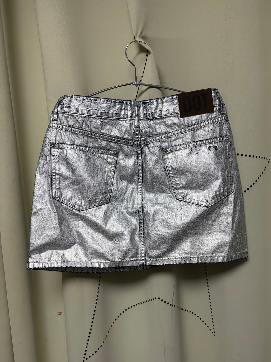 실버 크랙 미니스커트 상품이미지2