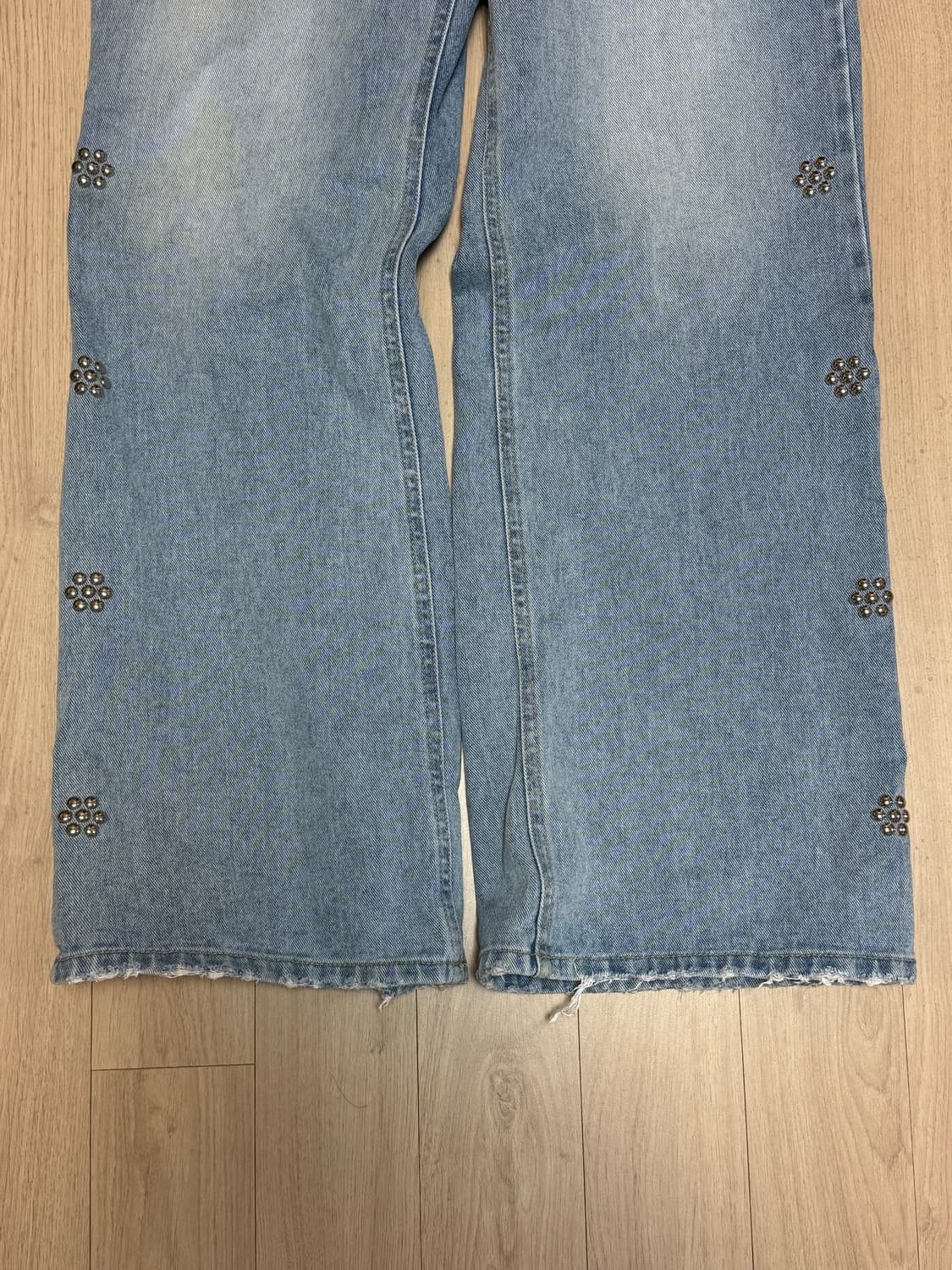 폴리수엠 스터드 플라워 데님 상품이미지2