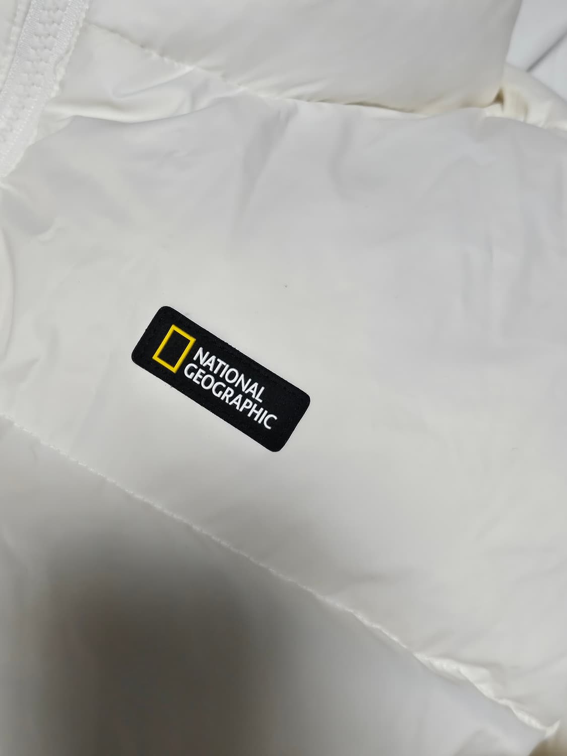 내셔널지오그래픽 숏 패딩 화이트 M 상품이미지3