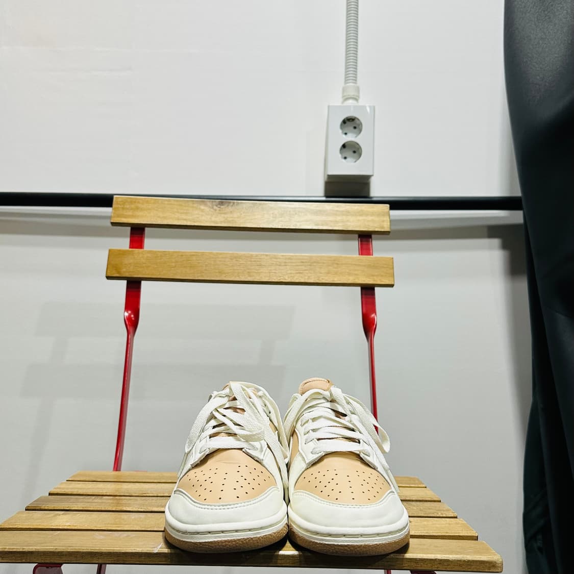 240) 나이키 운동화 여성 여자 신발 덩크 로우 화이트/베이지 상품이미지2