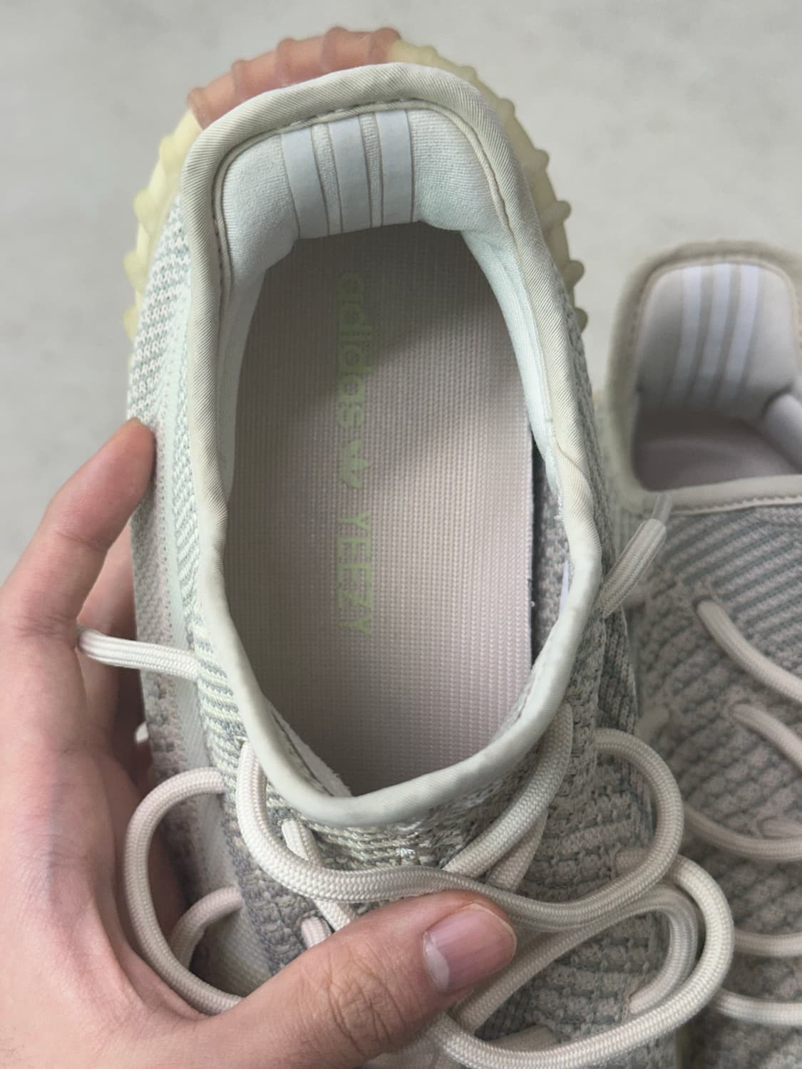 이지부스트 350 시트린 275 상품이미지4