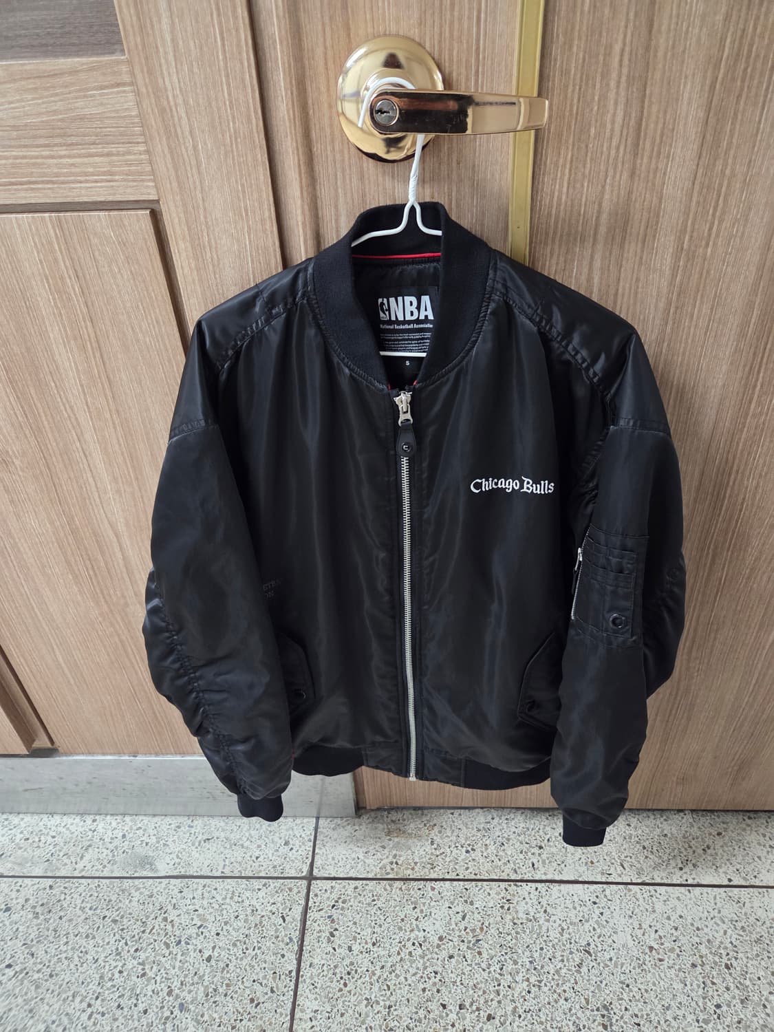 시카고 불스 Ma1 오버핏 상품이미지1