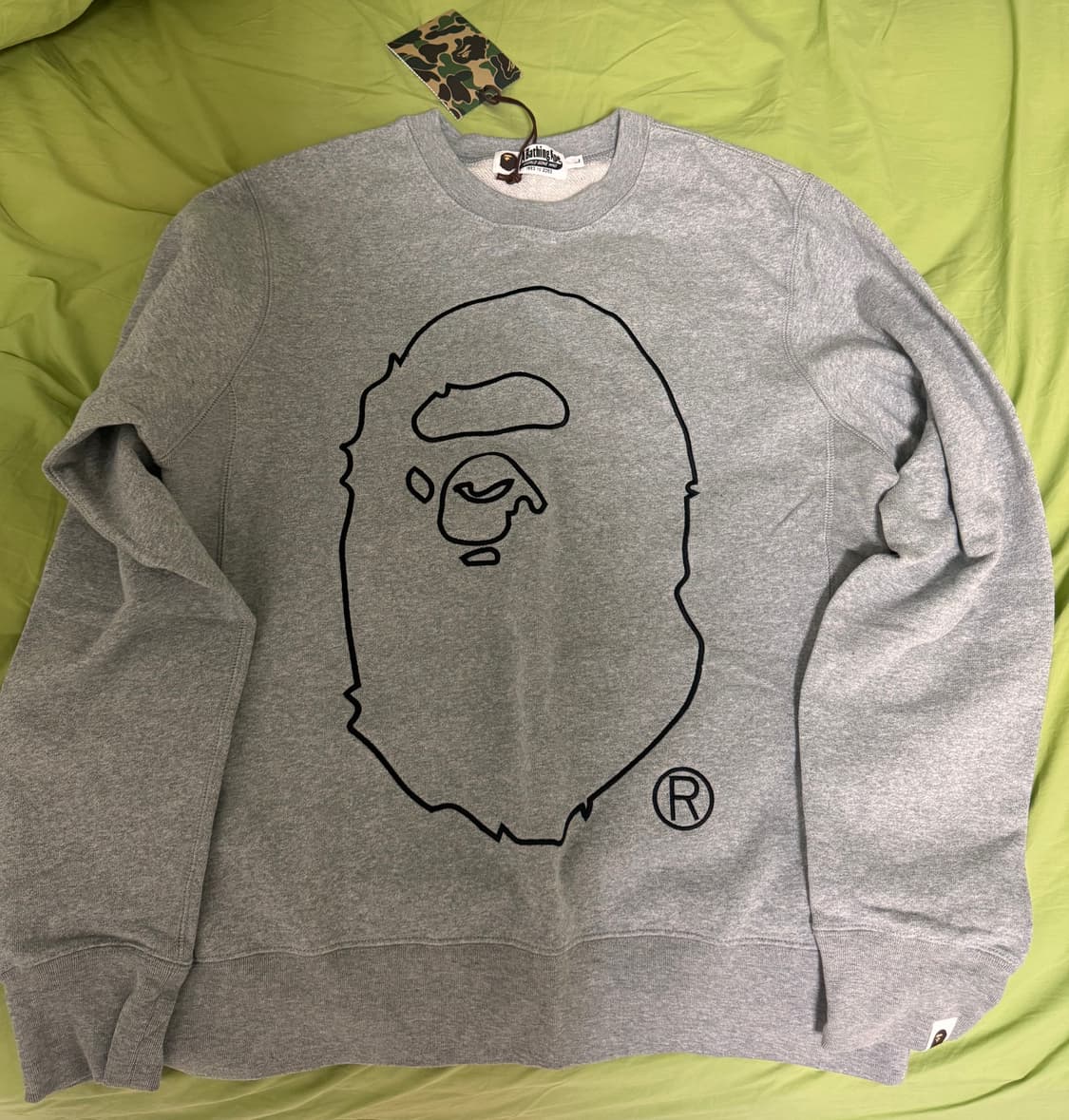 베이프 맨투맨 스웻셔츠 상품이미지1