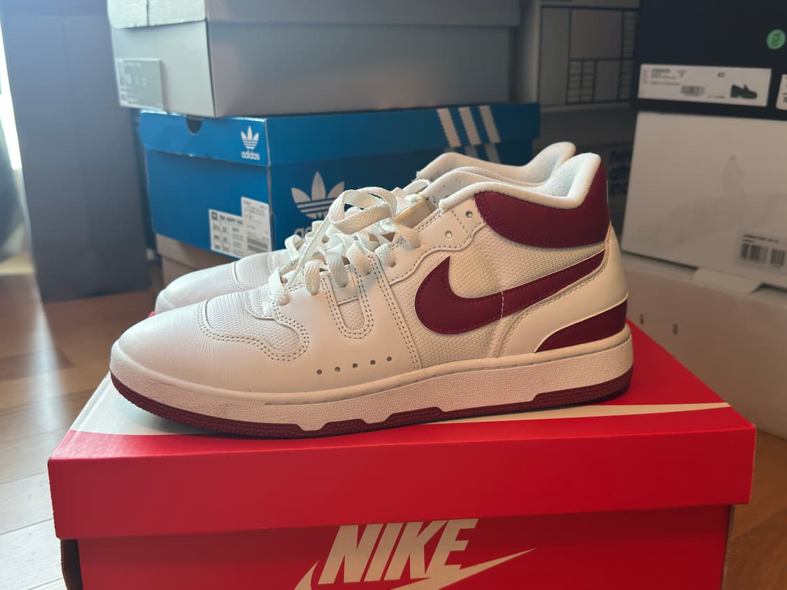 나이키 어택 (FB8938-100) 화이트/팀레드 US10.5 / 285 상품이미지1