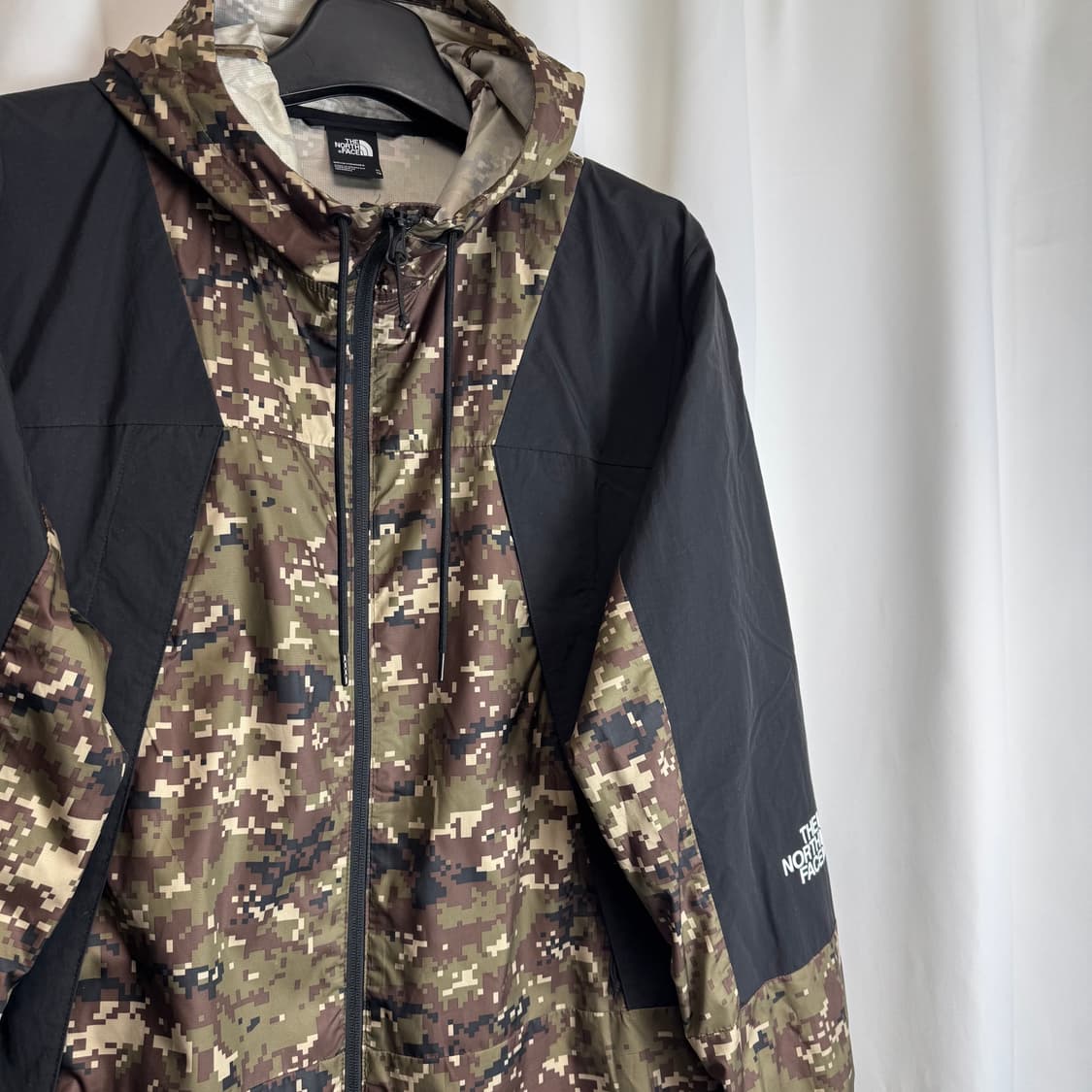 노스페이스 디지털 카모 밀리터리 페릴 윈드 후드 바람막이 집업 자켓 XL 상품이미지3