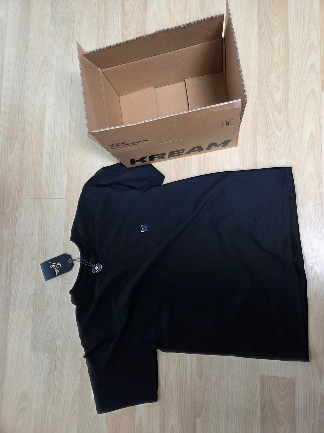 니들스 반팔L 새상품 상품이미지1