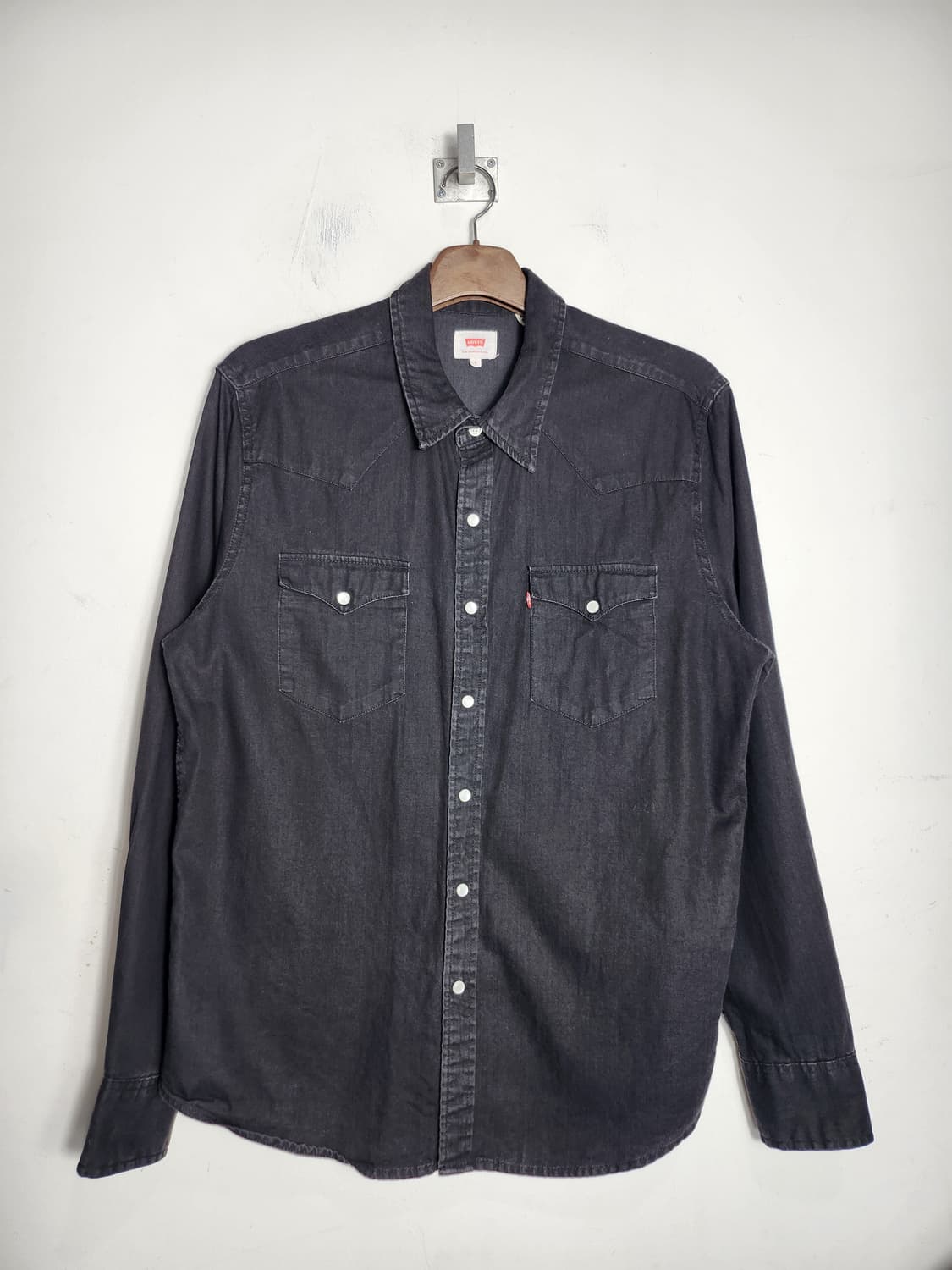 리바이스 블랙 데님 웨스턴 셔츠 상품이미지1