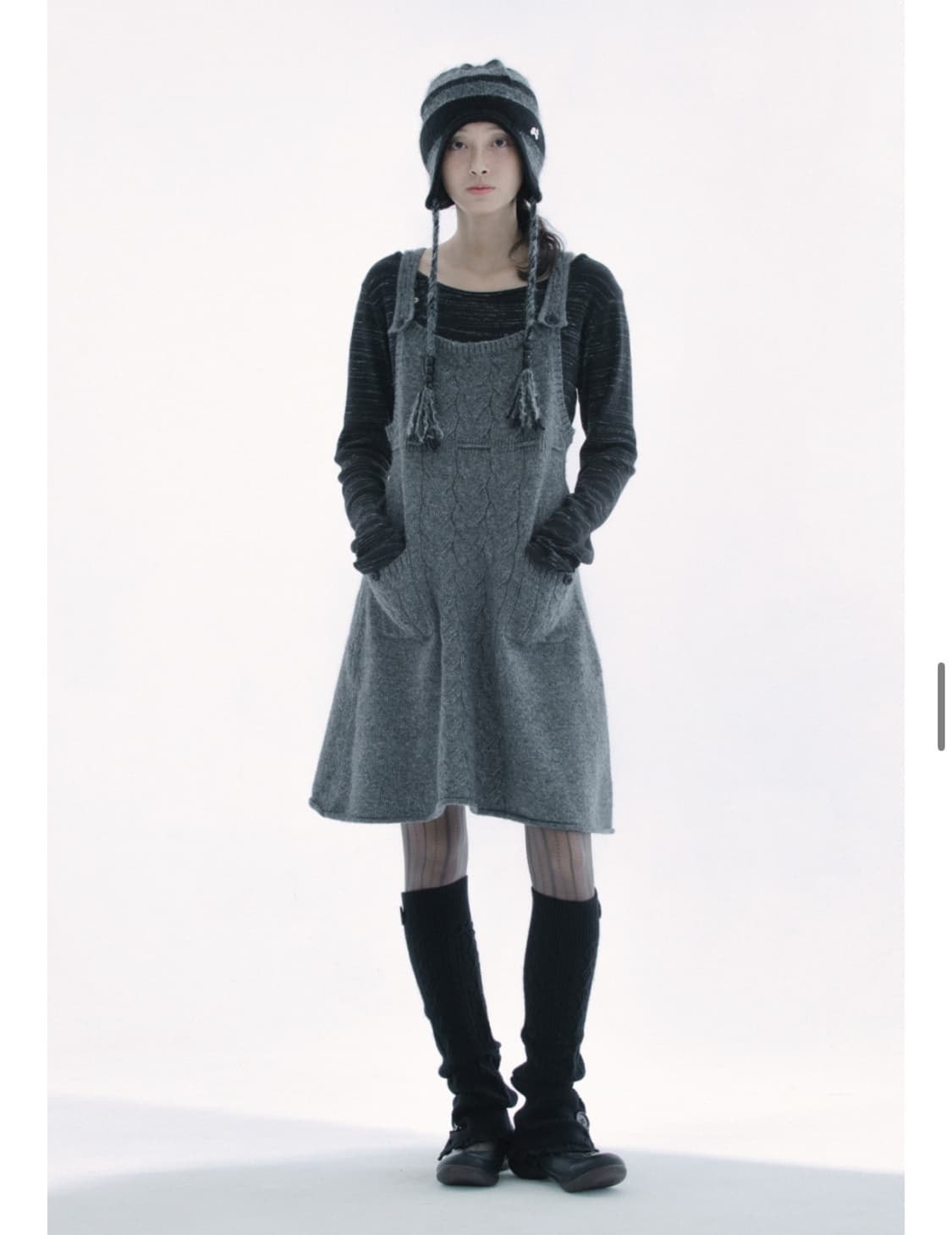 허그유어스킨 스트랩 니트 드레스 상품이미지1