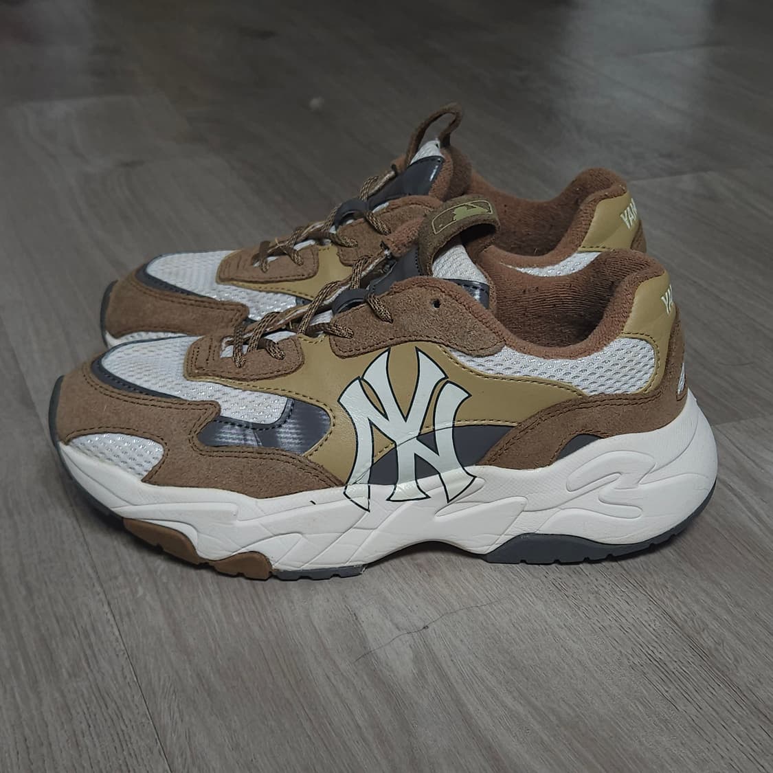 230 ) MLB 엠엘비 빅볼청키 LITE SD NY 상품이미지3