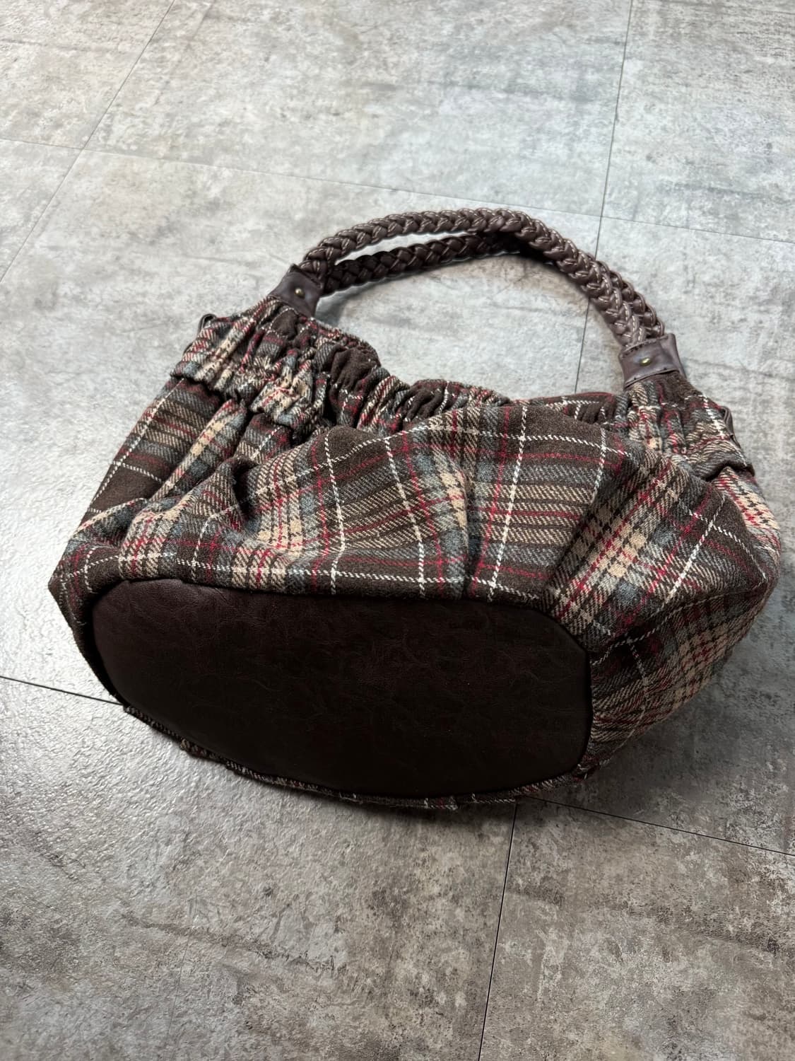 프릴 디테일 체크 패턴 숄더 백 상품이미지4