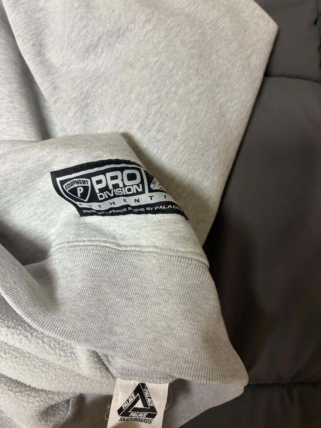 팔라스 아플리케 팀 크루 그레이 상품이미지4