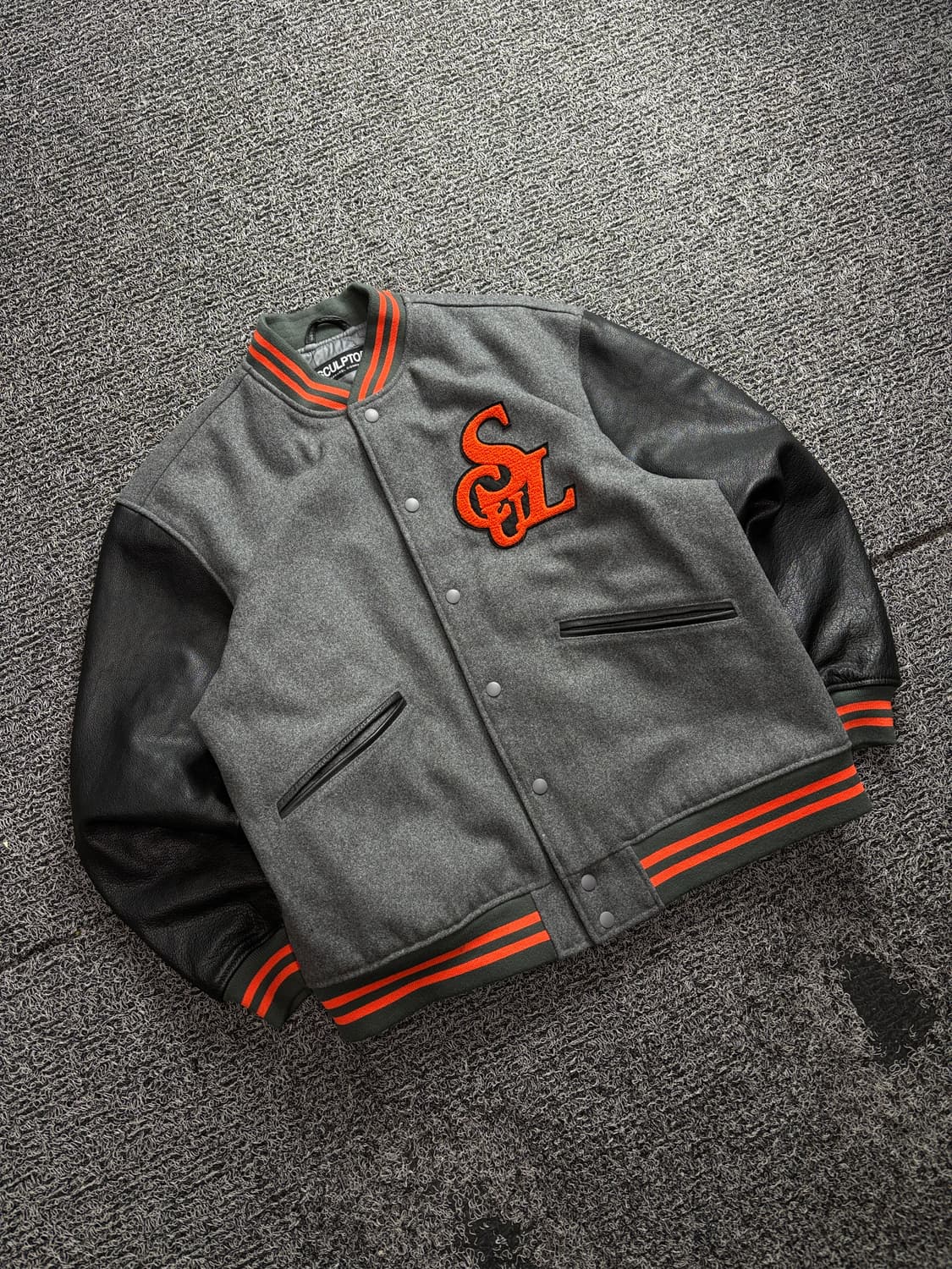 스컬프터 울 모노그램 스타디움 바시티 자켓 3026 상품이미지1