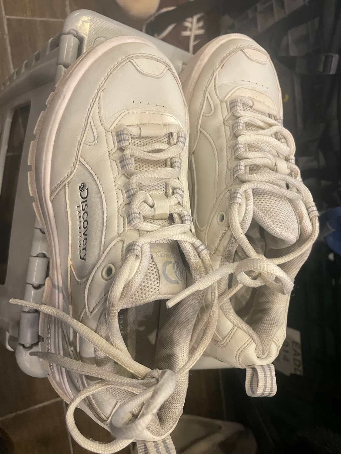 디스커버리 신발 240 상품이미지1