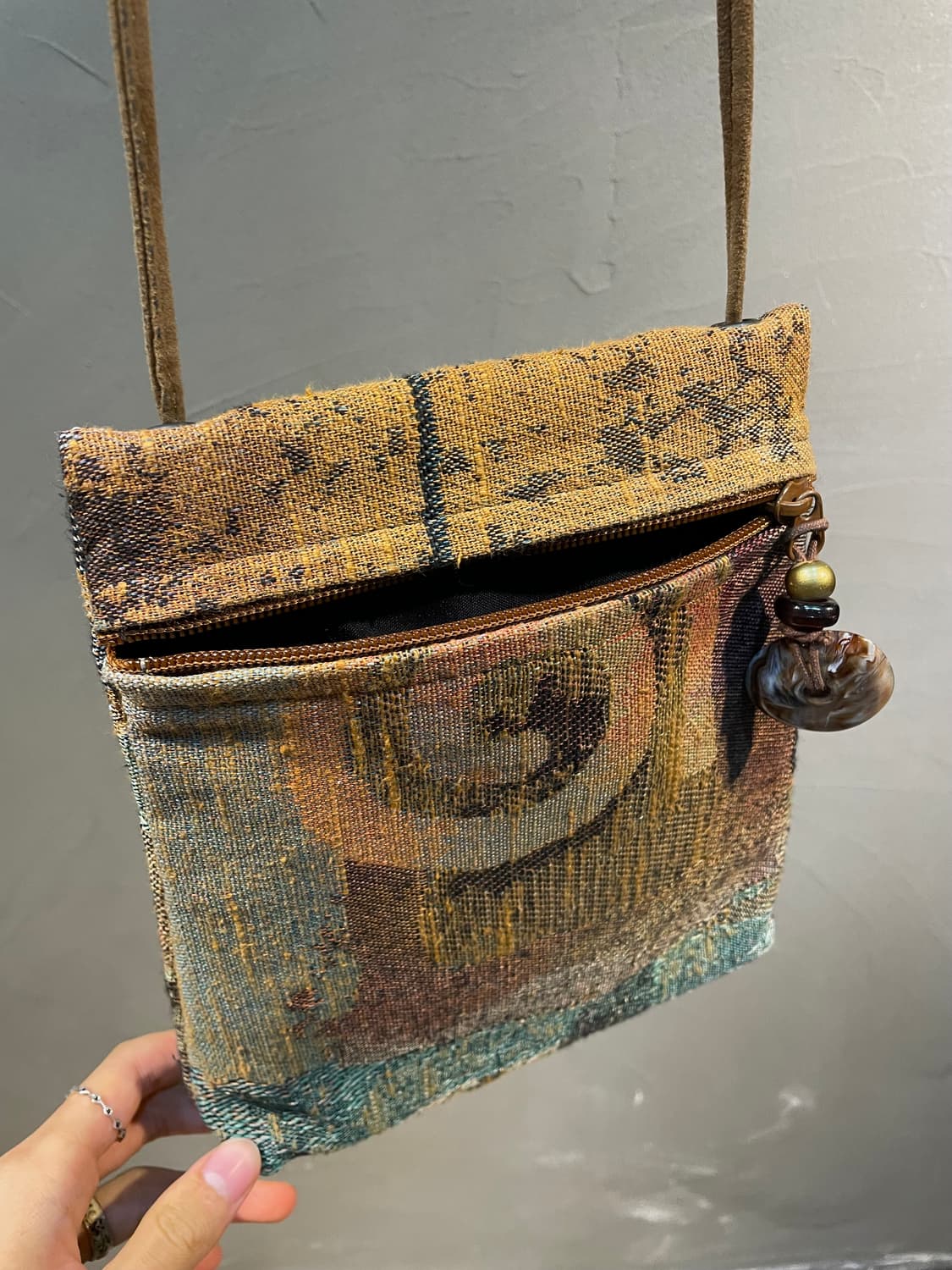 빈티지 오리엔탈 패턴 크로스백 상품이미지5