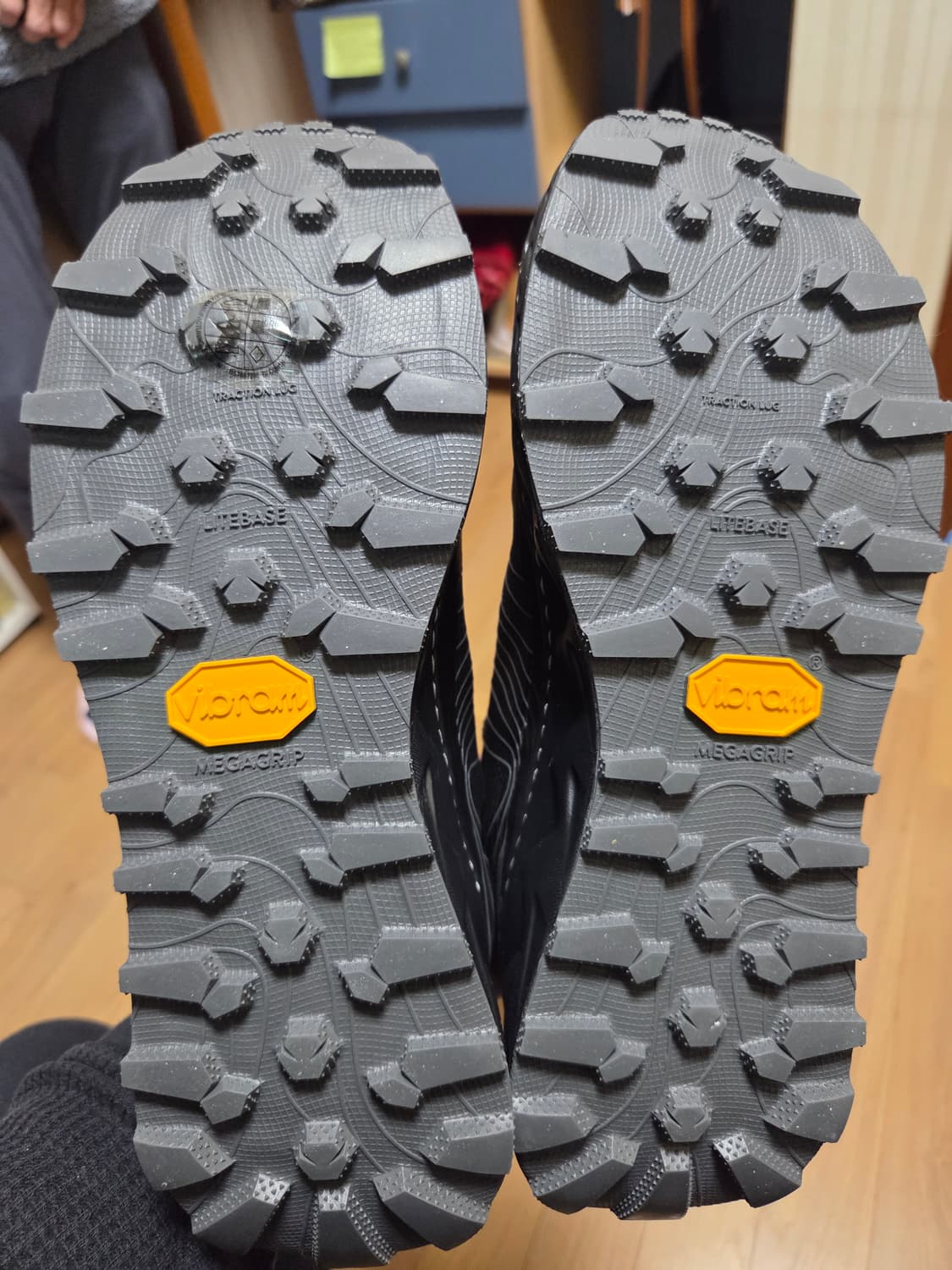 Nnormal tomir 노말 토미르 2.0 블랙 280사이즈 팝니다. 상품이미지4