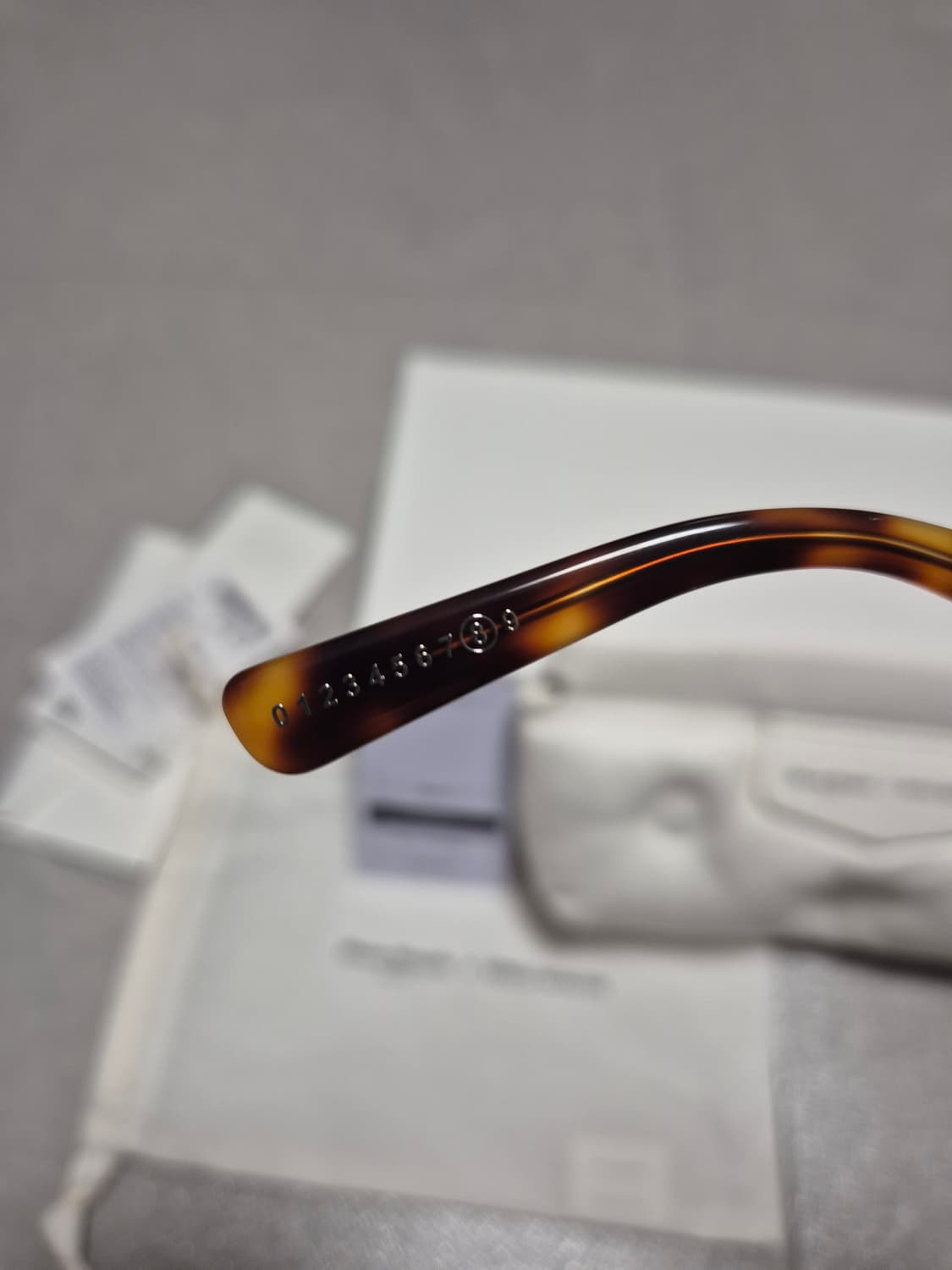 젠틀몬스터 마르지엘라 MM114 상품이미지6