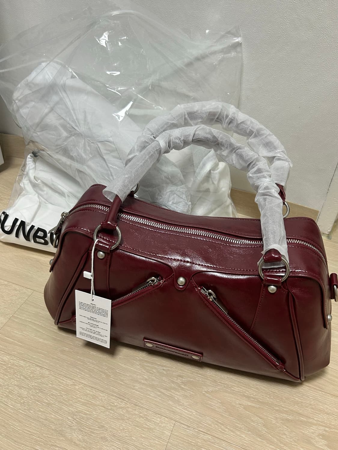 썬번프로젝트 모스백 Faux Leather M.O.S Bag 한소희가방 상품이미지2