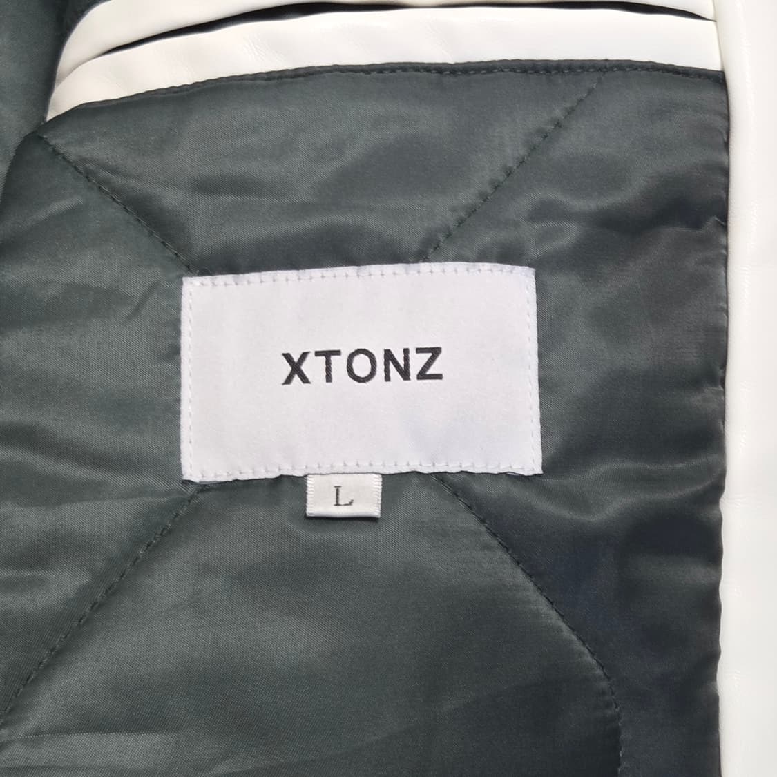 XTONZ 엑스톤즈 젤리베어 바시티 자켓 상품이미지5