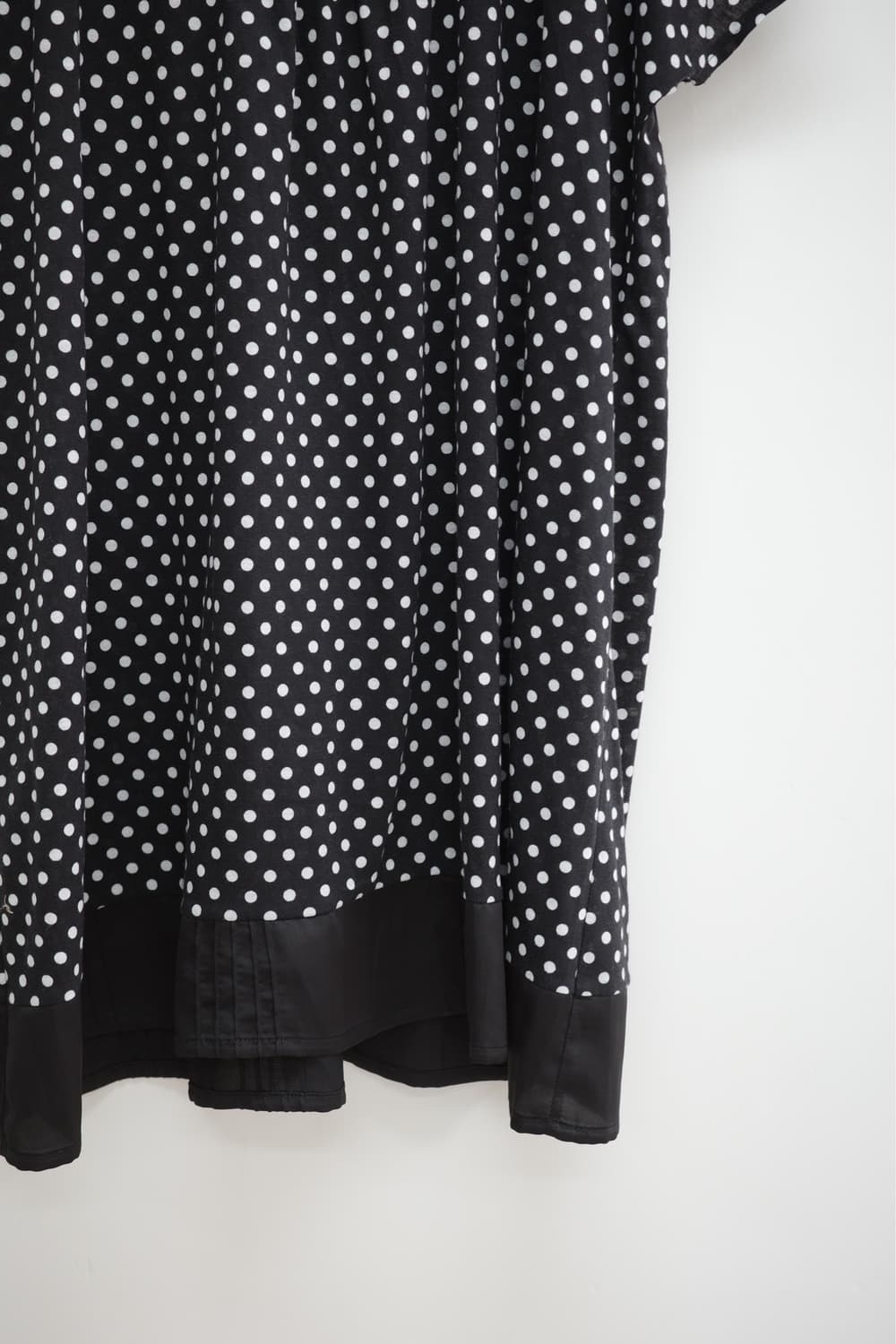 수나오쿠와하라 Sunao kuwahara black dot one-pie 상품이미지7