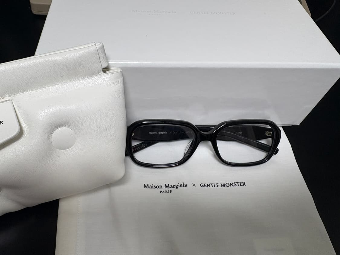 (풀박 구성) 젠틀몬스터 x 마르지엘라 MM212 상품이미지1