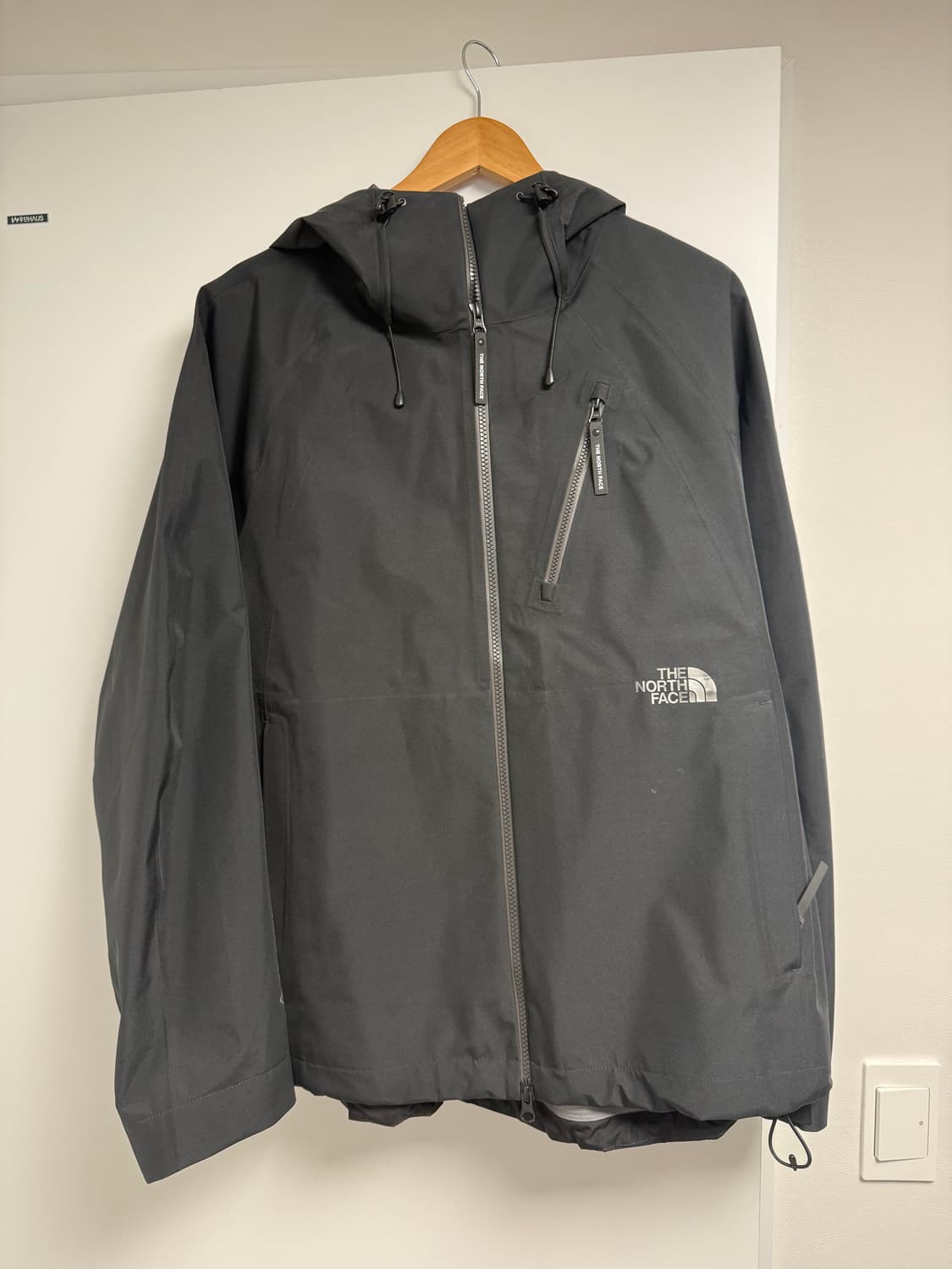 노스페이스 고어텍스 바람막이 1회착 상품이미지1