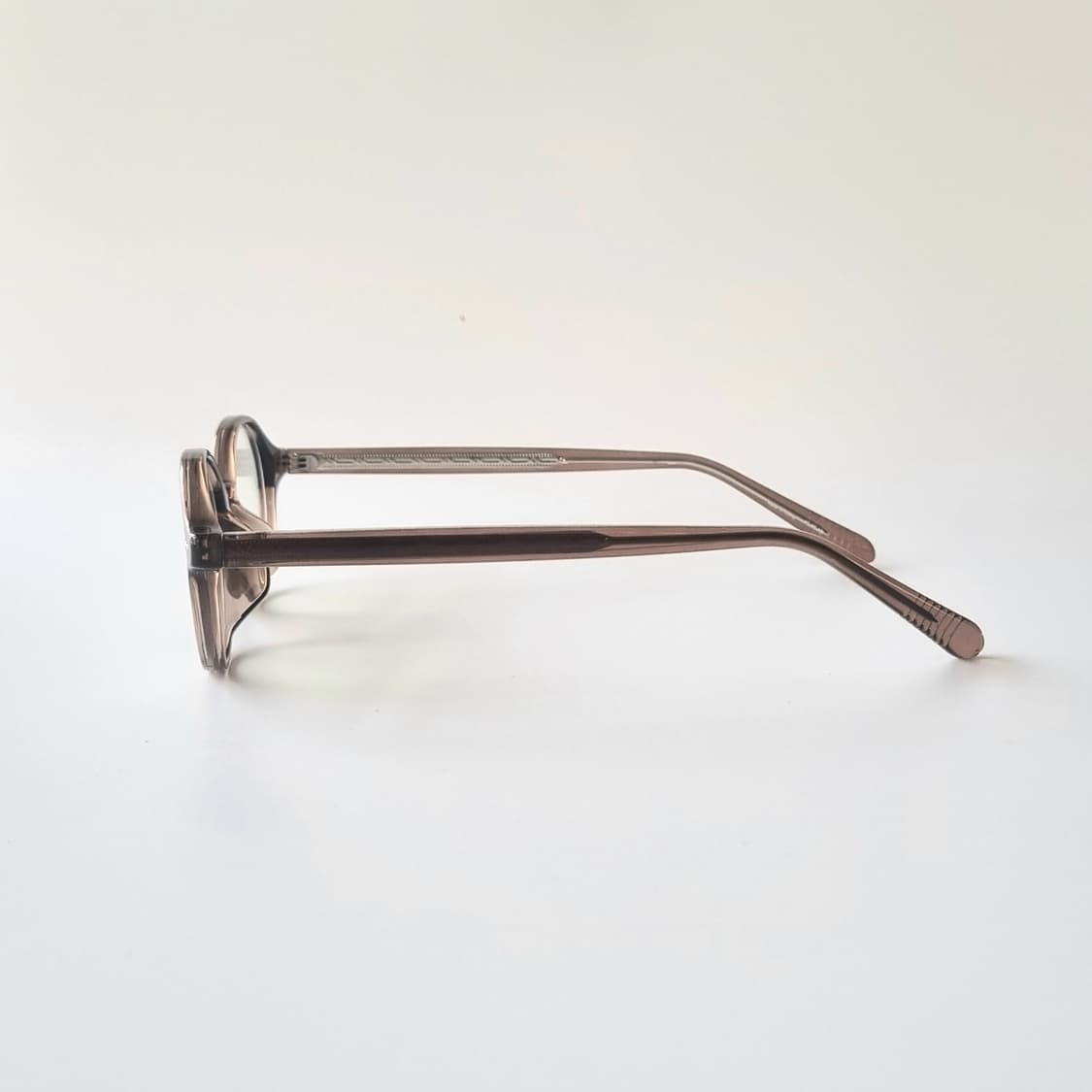 빈티지 타원형 레트로안구 뿔테 연브라운 안경테 상품이미지5