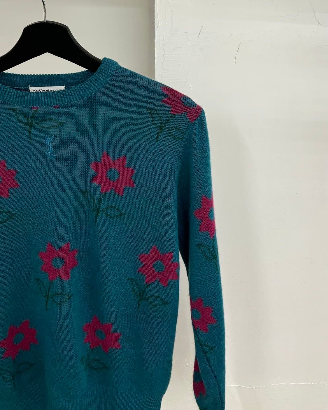 입생로랑 티파니블루 플로럴 니트 상품이미지4