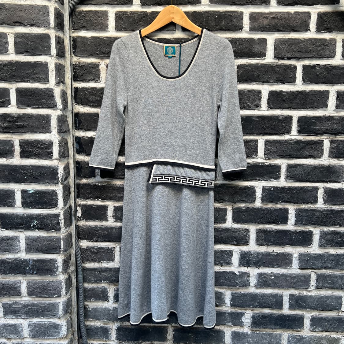 캐시미어 니트 원피스 (made in mongolia) 상품이미지1