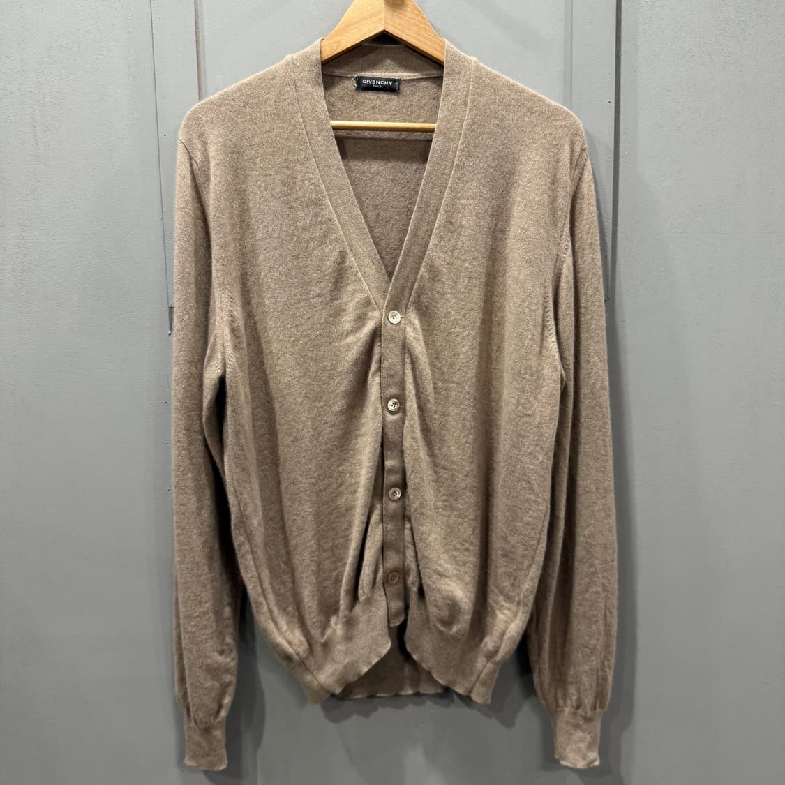 52 지방시 GIVENCHY 캐시미어 100 니트 가디건 상품이미지1