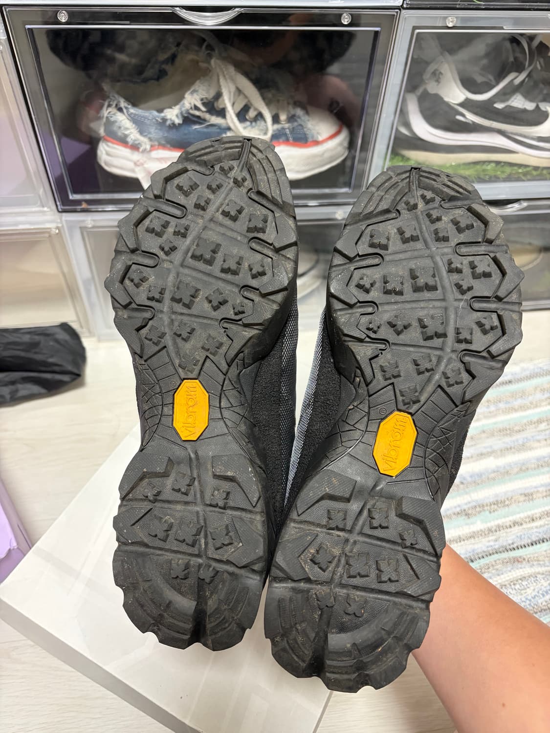 로아 어콜드월 미나르 콜라보 43 스니커즈 상품이미지5