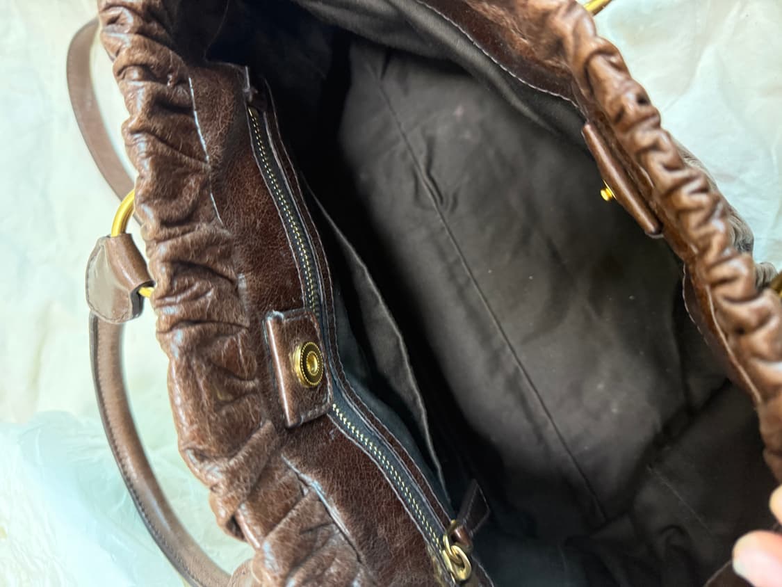 미우미우 브라운 비텔로 백 스칸디백 상품이미지5