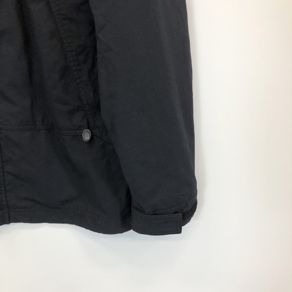 노스페이스 고프코어 블랙 바람막이 90-95  상품이미지3