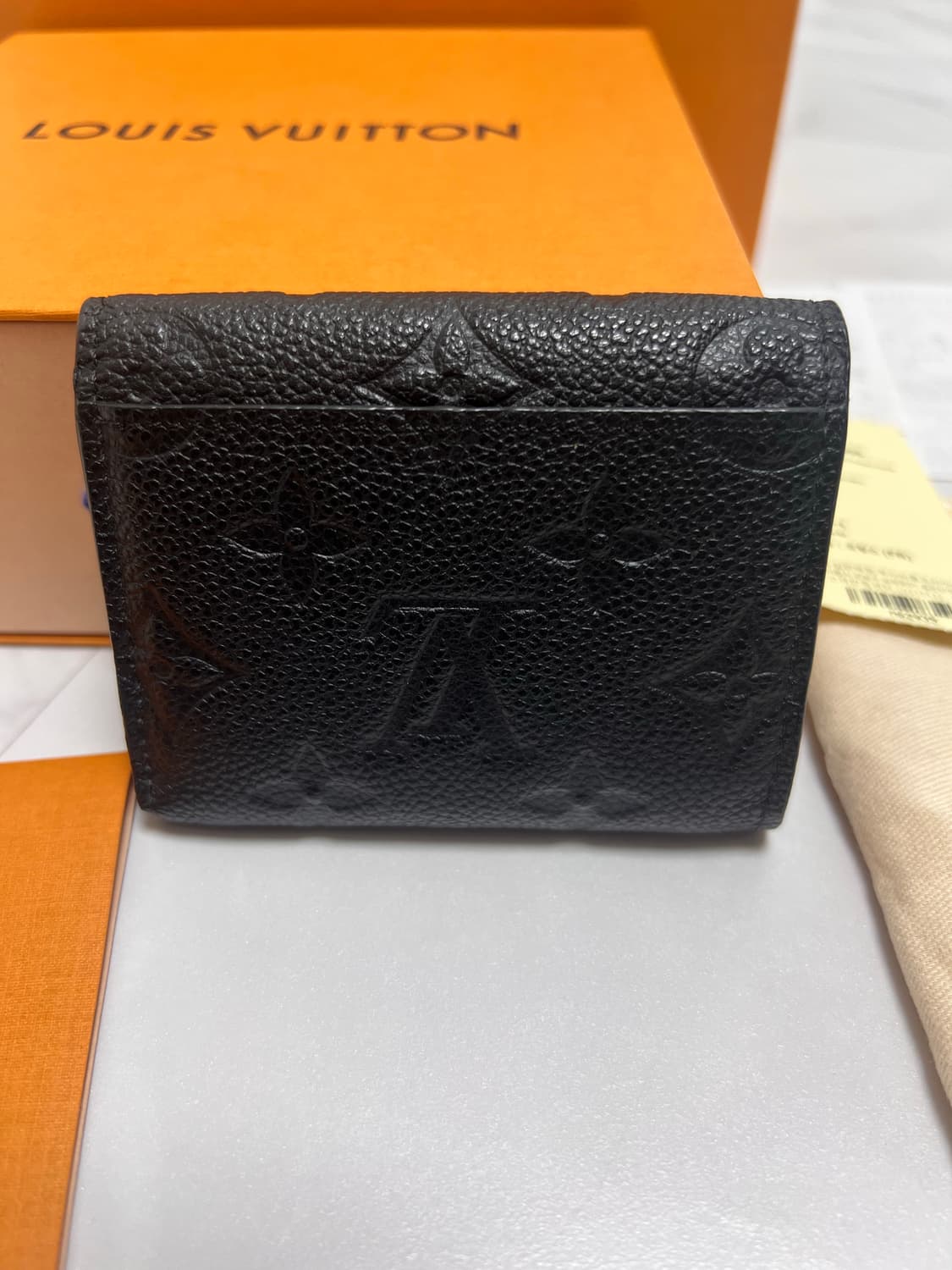 루이비통 여성 지갑 조에 월릿 블랙 M62935 상품이미지8