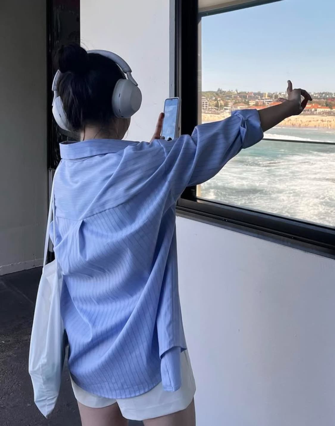 나흐트 제작 블루 스트라이프 셔츠 상품이미지4